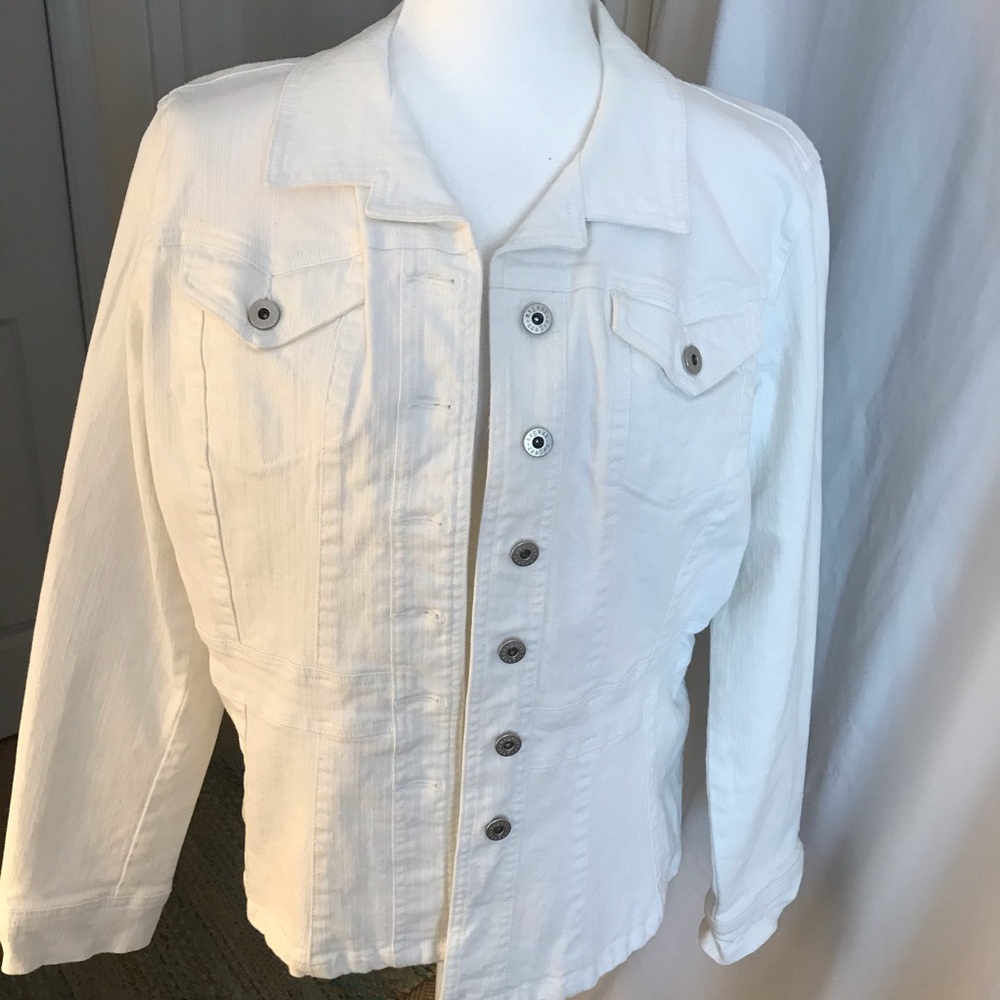 Axcess White Denim Jacket Size XL EUC